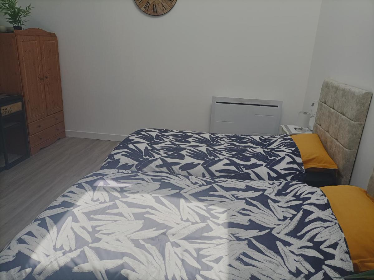 Thieux  7 Minutes De L'Aeroport Cdg 4 Bed & Breakfast エクステリア 写真