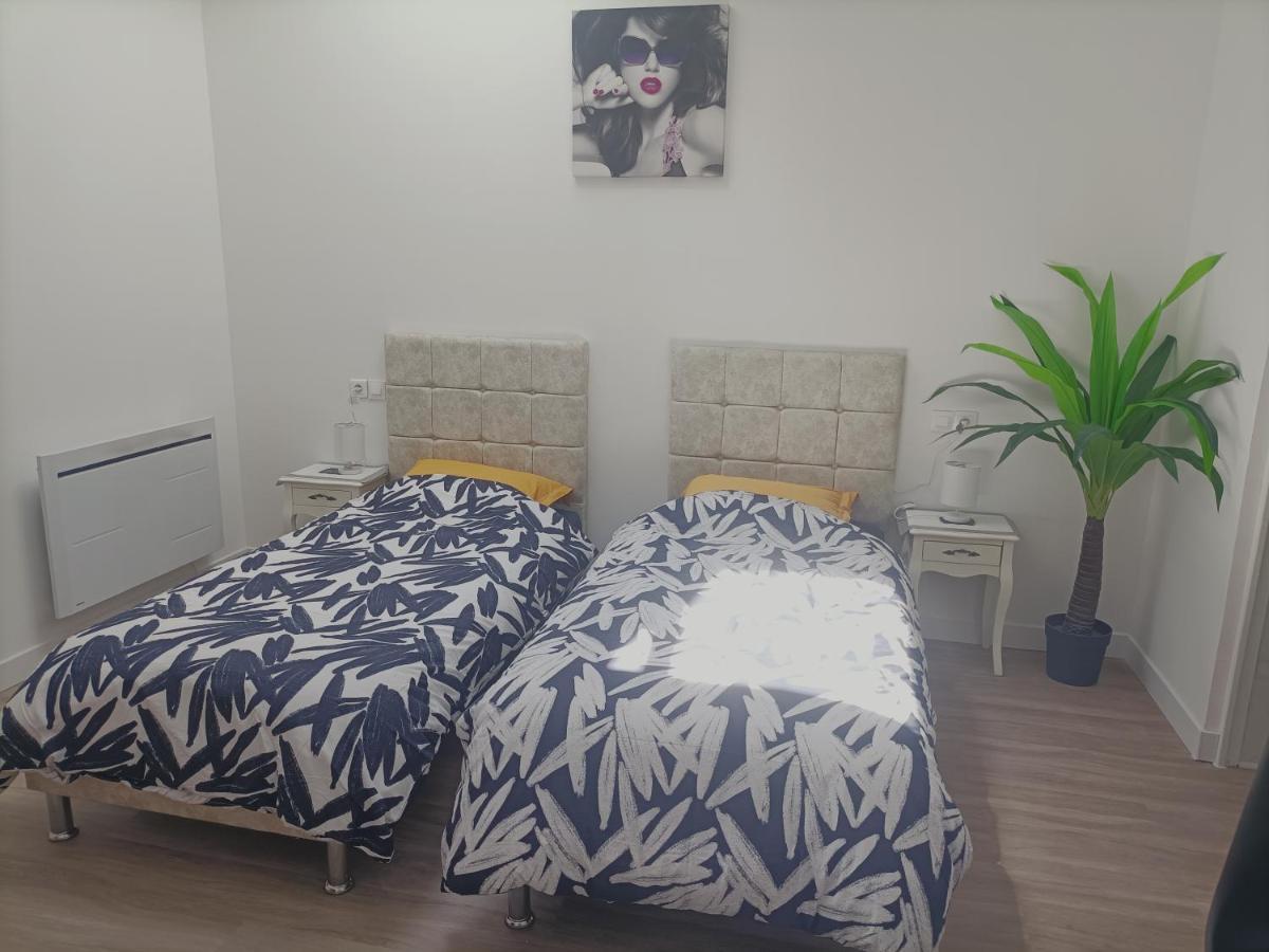 Thieux  7 Minutes De L'Aeroport Cdg 4 Bed & Breakfast エクステリア 写真