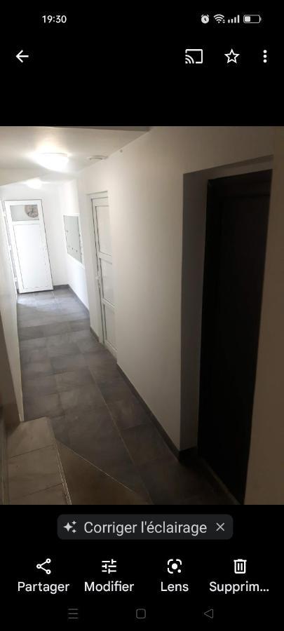 Thieux  7 Minutes De L'Aeroport Cdg 4 Bed & Breakfast エクステリア 写真